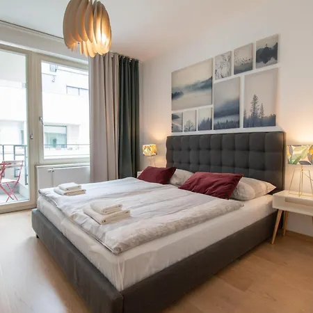 What A Flat On Krakovska *