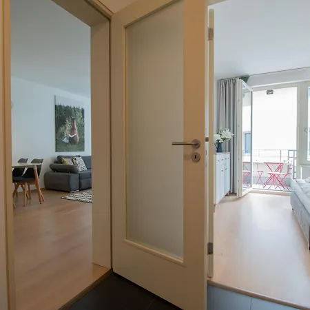 Apartment Krakovska Cr *