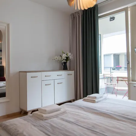 Apartment Krakovska Cr *
