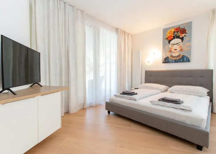 Apartment Krakovska *