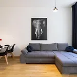 Krakovska Apartment